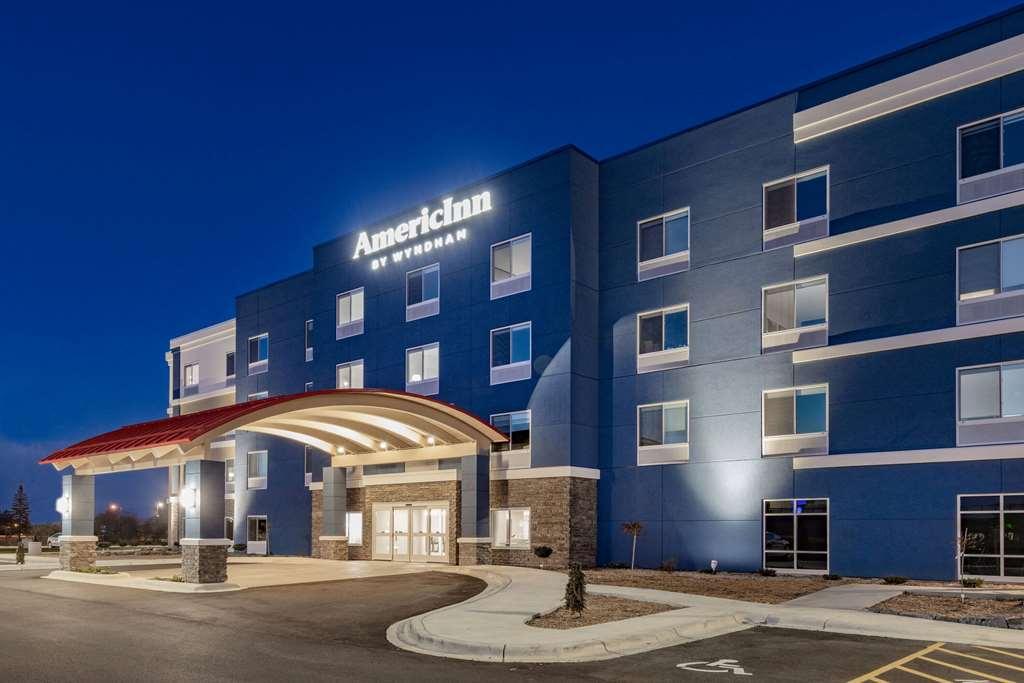 Americinn By Wyndham إنترناشونال فولز المظهر الخارجي الصورة